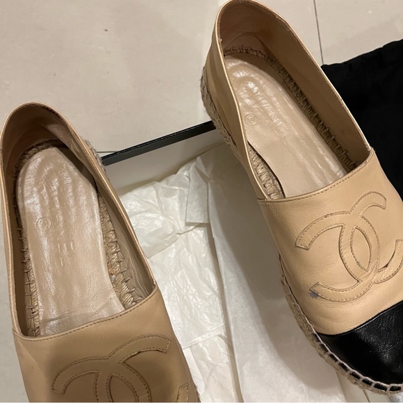 Chanel espadrilles gently worn - Picture 3 of 8